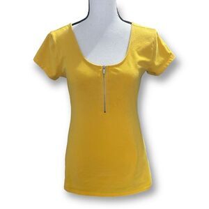 Guess Marigold Scoop Neck and‎ Zippered Front Knit Blouse, Large